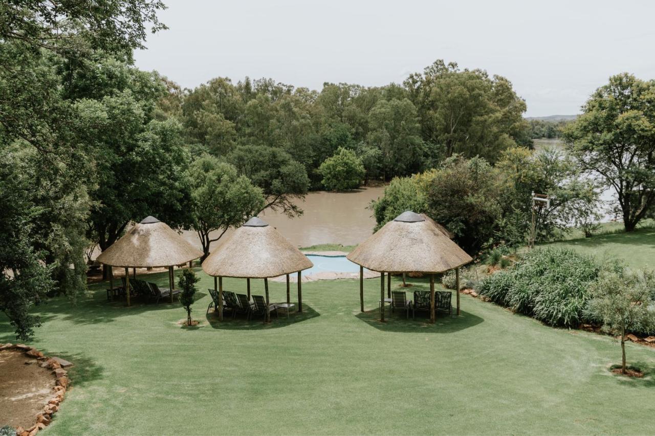 Breathe River Retreat Parys Exteriör bild